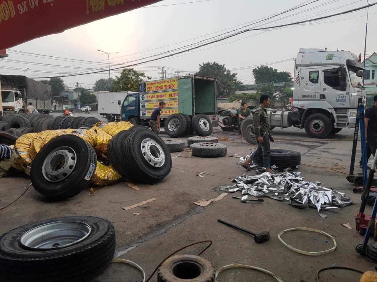 TRUNG TÂM DỊCH VỤ THAY LỐP XE XUYÊN CÁC NGÀY LẾ 30/04 & 01/05