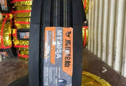 Lốp Xe Tải Nào Tốt Nhất Cho Vận Tải Hàng Hóa? Hướng Dẫn Chi Tiết Từ A đến Z