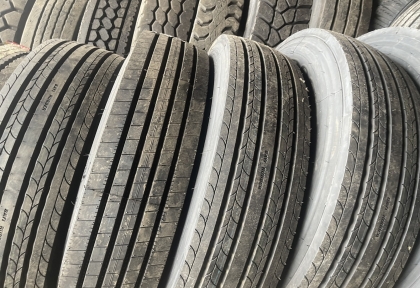 Lựa chọn lốp xe đầu kéo uy tín: Những điều bạn cần biết