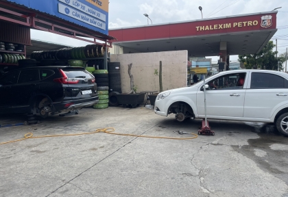 VÁ LỐP XE LƯU ĐỘNG - THAY LỐP XE MỚI LƯU ĐỘNG Ở TẠI BÌNH DƯƠNG