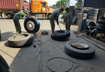 VÁ VỎ XE - VÁ LỐP XE LƯU ĐỘNG TẠI THUẬN AN, DĨ AN 24/7 GIÁ RẺ