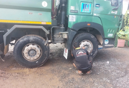 LỐP XE CÔNG TRÌNH - LẮP RÁP LƯU ĐỘNG TẬN NƠI 24/7 - TP.HCM