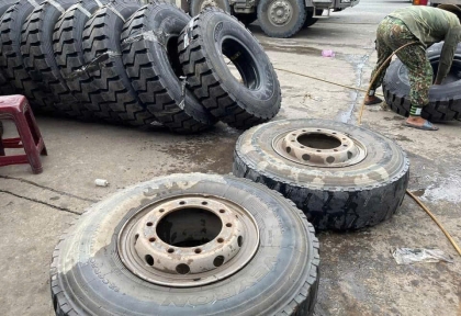 Vai trò quan trọng của lốp xe ô tô trong việc đảm bảo an toàn khi lái xe