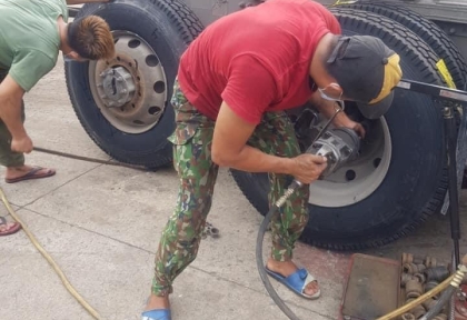 Lốp xe bố kẽm là gì? Tại sao nên chọn lốp xe bố kẽm?