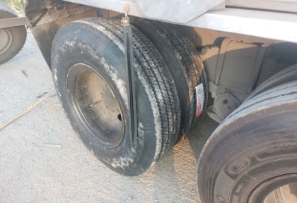 Thợ Thay Vỏ Xe Ô Tô – Xe Tải Lưu Động Bình Dương, HCM | Phục Vụ Mọi Tuyến Đường