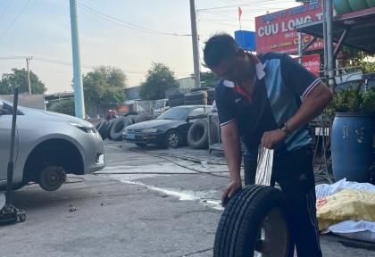 Vá Lốp Lưu Động Bình Dương  / Chuyên Nghiệp MR LONG 0973.770.722