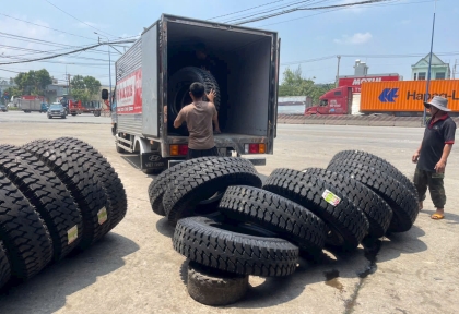 ĐẠI LÝ VÁ LỐP XE LƯU ĐỘNG NHANH 24/7 TẠI DĨ AN BÌNH DƯƠNG