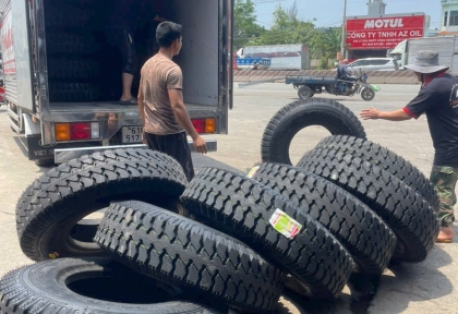 CUNG CẤP LỐP XE ĐẮP ( VỎ ĐẮP ) - BAO LẮP RÁP TẠI KHO BÃI, CÔNG TY KHÁCH HÀNG - BÌNH DƯƠNG