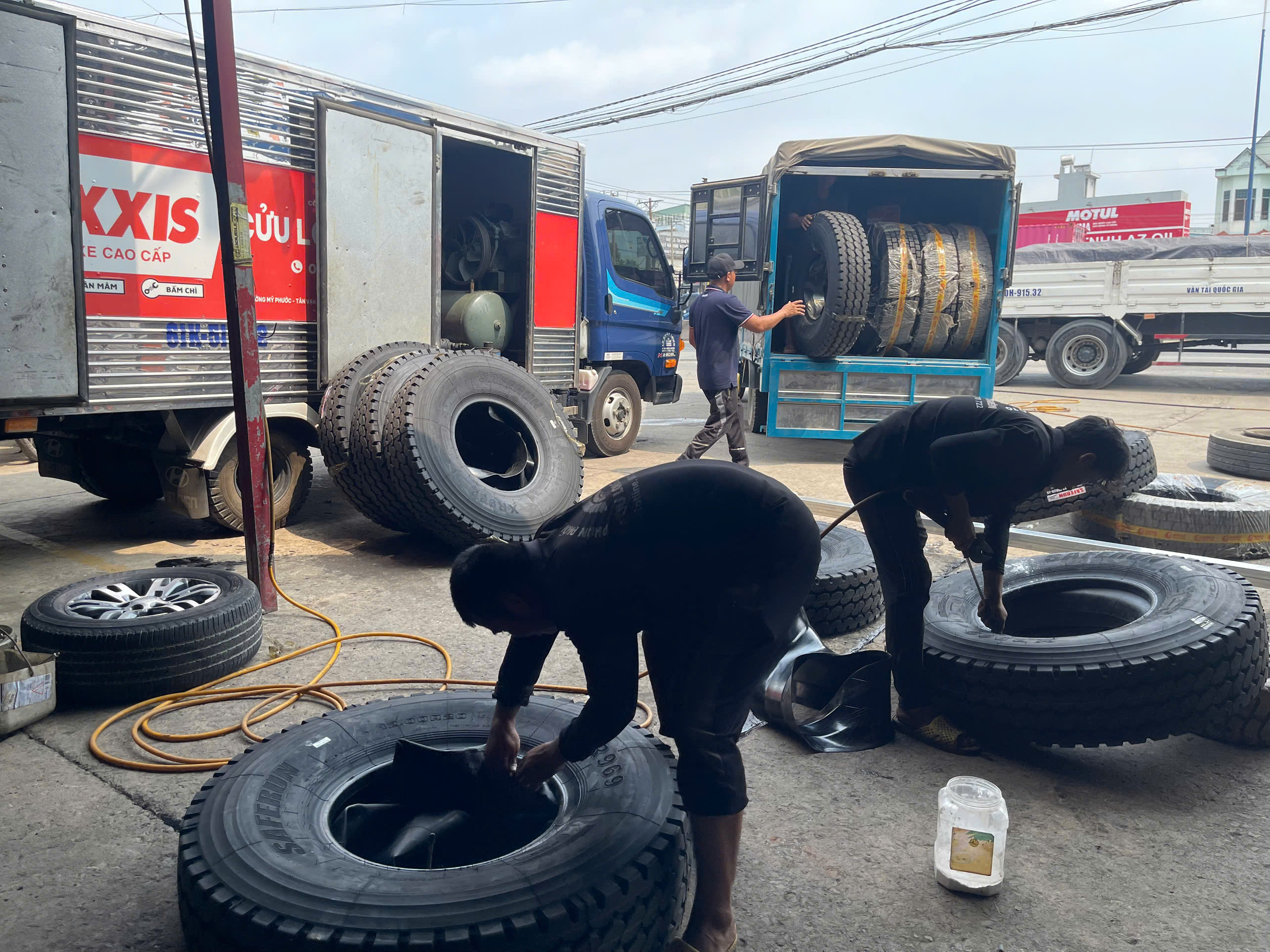 Các đơn vị cứu hộ & thay lốp xe tải uy tín tại Bình Dương