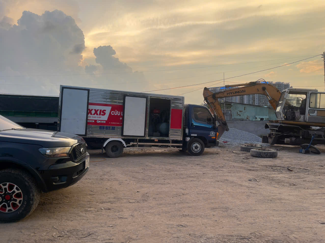 CỨU HỘ LỐP UY TÍN CHẤT LƯỢNG HÀNG ĐẦU - CỨU HỘ LỐP XE TẠI BÌNH DƯƠNG 24/7