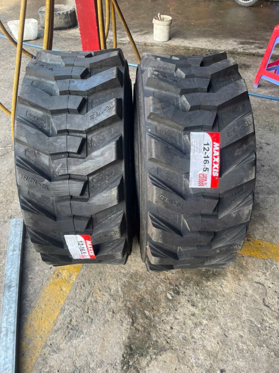 Cứu Hộ Lốp Xe Nâng 