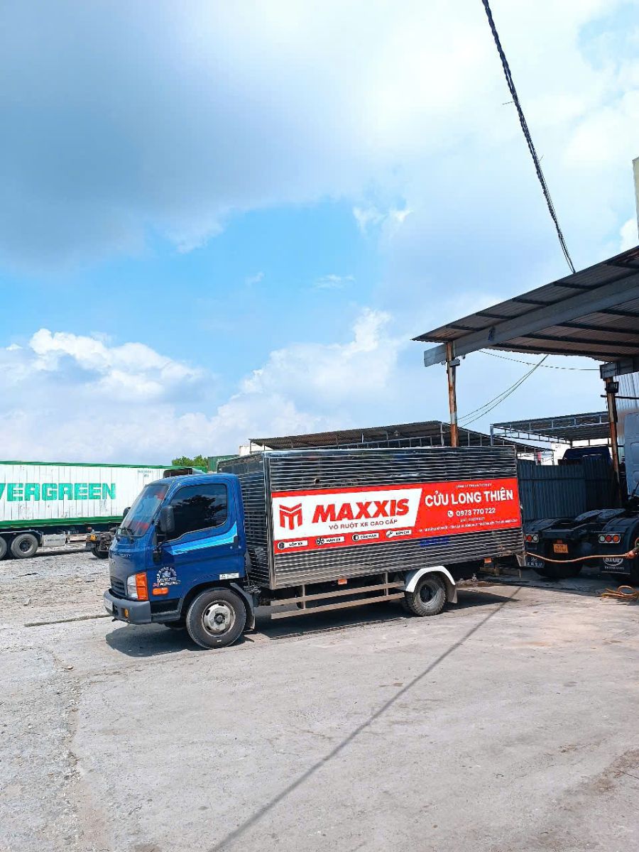 CỨU HỘ LỐP - THAY LỐP, THAY SĂM, THAY LAZANG  TRÊN MỌI TUYẾN ĐƯỜNG BÌNH DƯƠNG