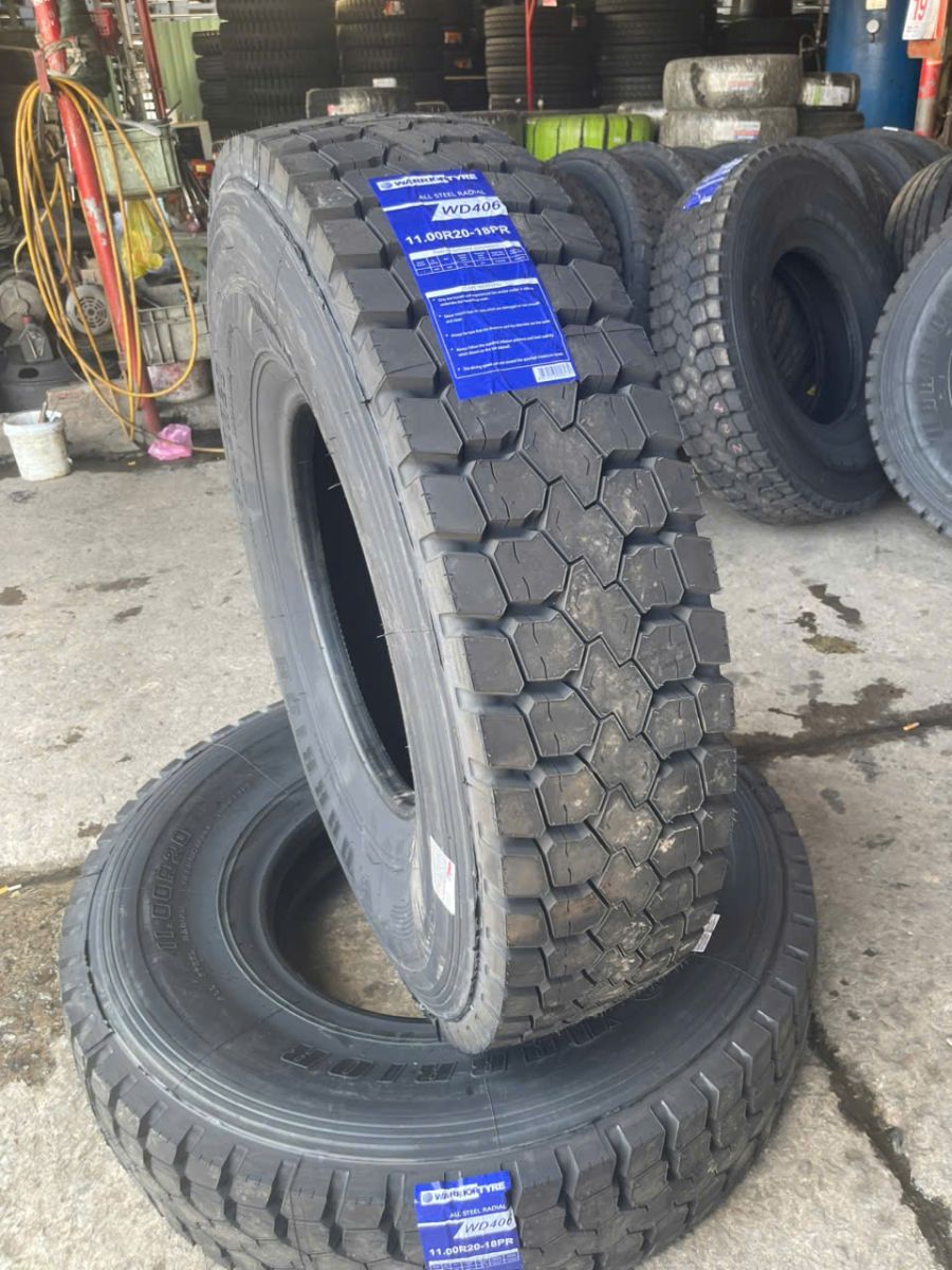 LỐP XE TẢI 1100R20/18 WD406 WARRIOR