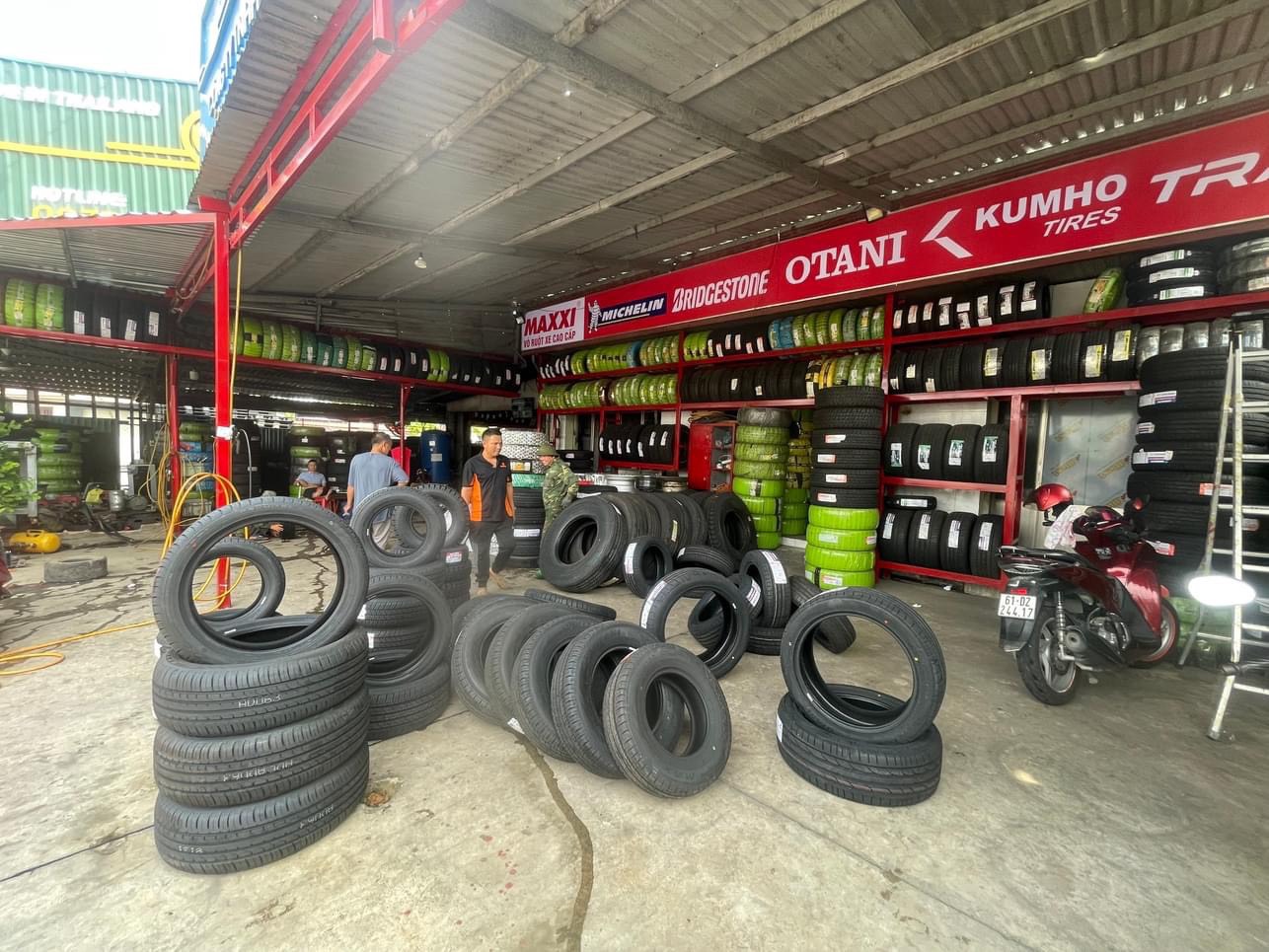 Lốp Xe Tải MAXXIS 6.50R16 LT