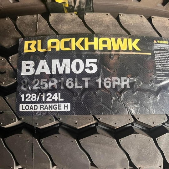 Lốp Xe Tải BLACKHAWK 8.25R16 16PR
