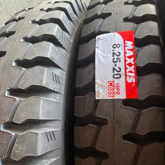 Lốp Xe Tải Hiệu MAXXIS 8.25-20 18PR