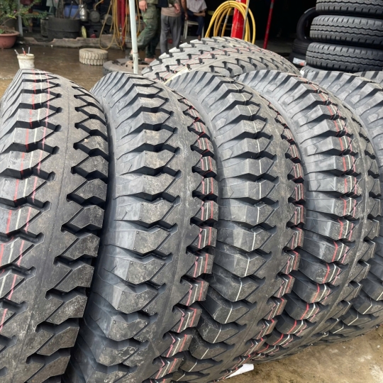Lốp Xe Tải CASUMINA 1100-20 18PR