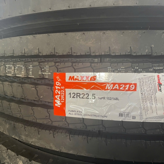 Lốp Xe Tải Hiệu MAXXIS 12R22.5  16PR
