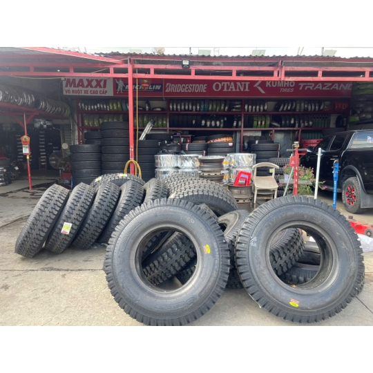 Lốp Xe Tải Cũ 12.00R20
