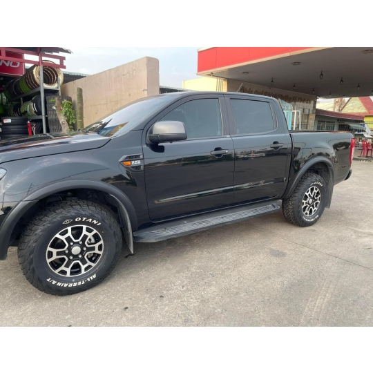 Lốp Xe MAXXIS  AT 285/60R18 