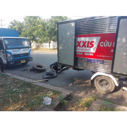 CỨU HỘ LỐP  XE - THỦ DẦU MỘT BÌNH DƯƠNG