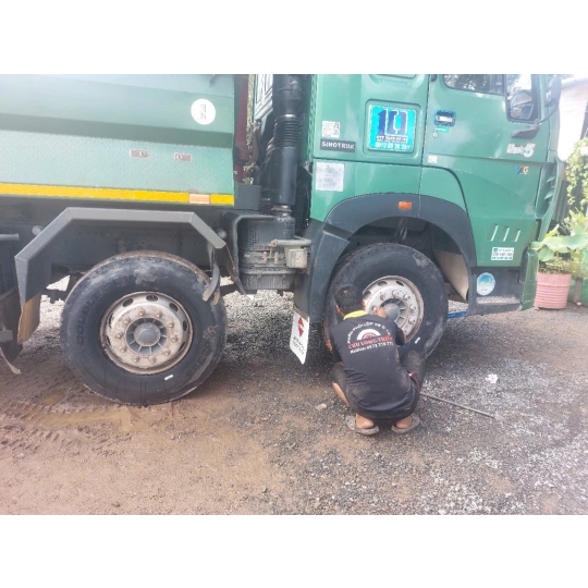 Lốp Xe Tải Cũ 12R22.5