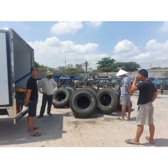 VÁ LỐP LƯU ĐỘNG 24/7 BÌNH DƯƠNG