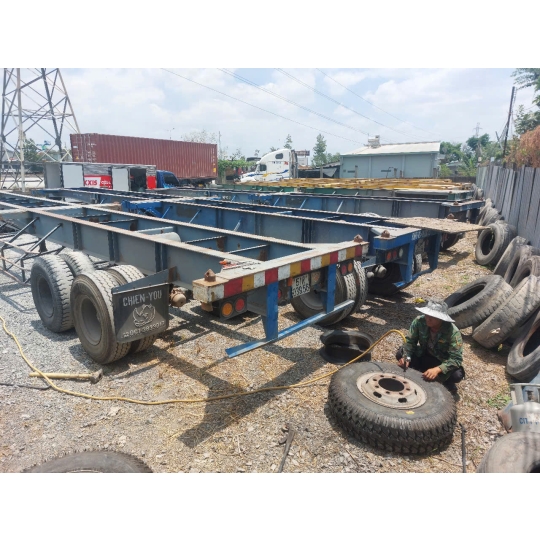 Lốp Xe Tải Hiệu SAILUN 12R22.5 18PR