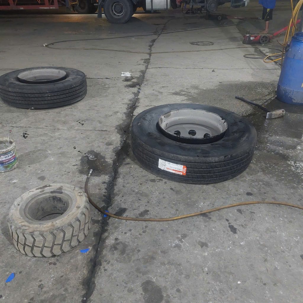 Cứu Hộ Thay Săm Lốp Mỹ Phước Tân Vạn Dĩ An | Cửu Long Thiên