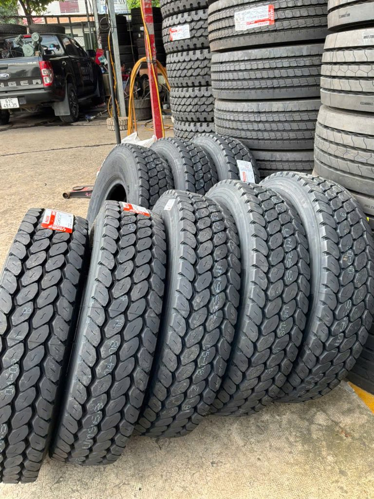Lốp 8.25R18 Maxxis Chính Hãng | Đại Lý Cửu Long Thiên