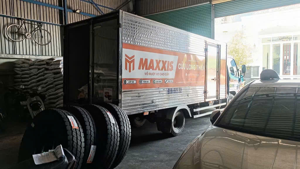 Dịch Vụ Vá Vỏ Xe Lưu Động Bến Cát Bình Dương Tốc Hành 24/7 Giá Tốt