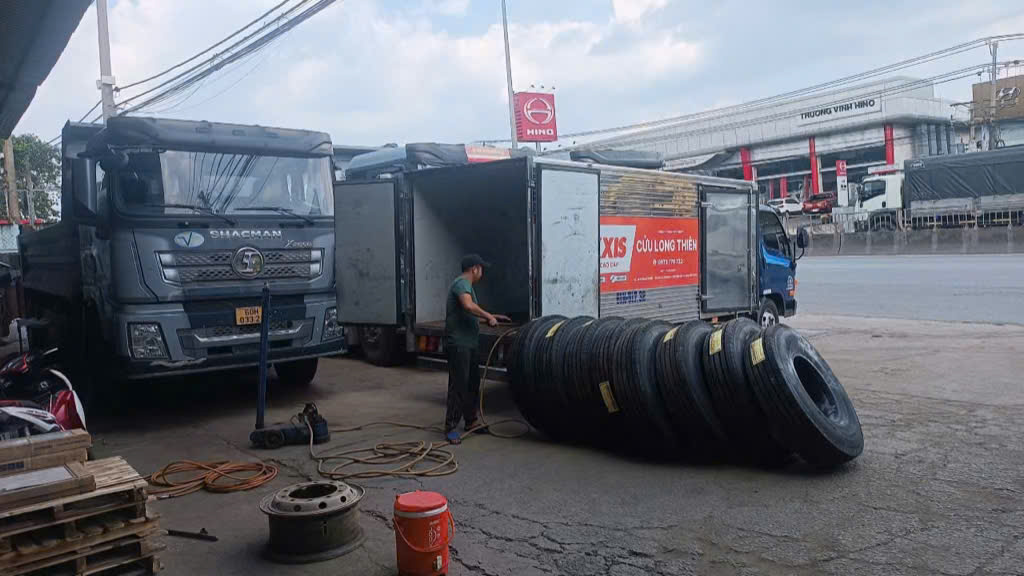 Siêu Thị Lốp Xe Maxxis, Otani, Double Coin Giá Kho Tại Bình Dương