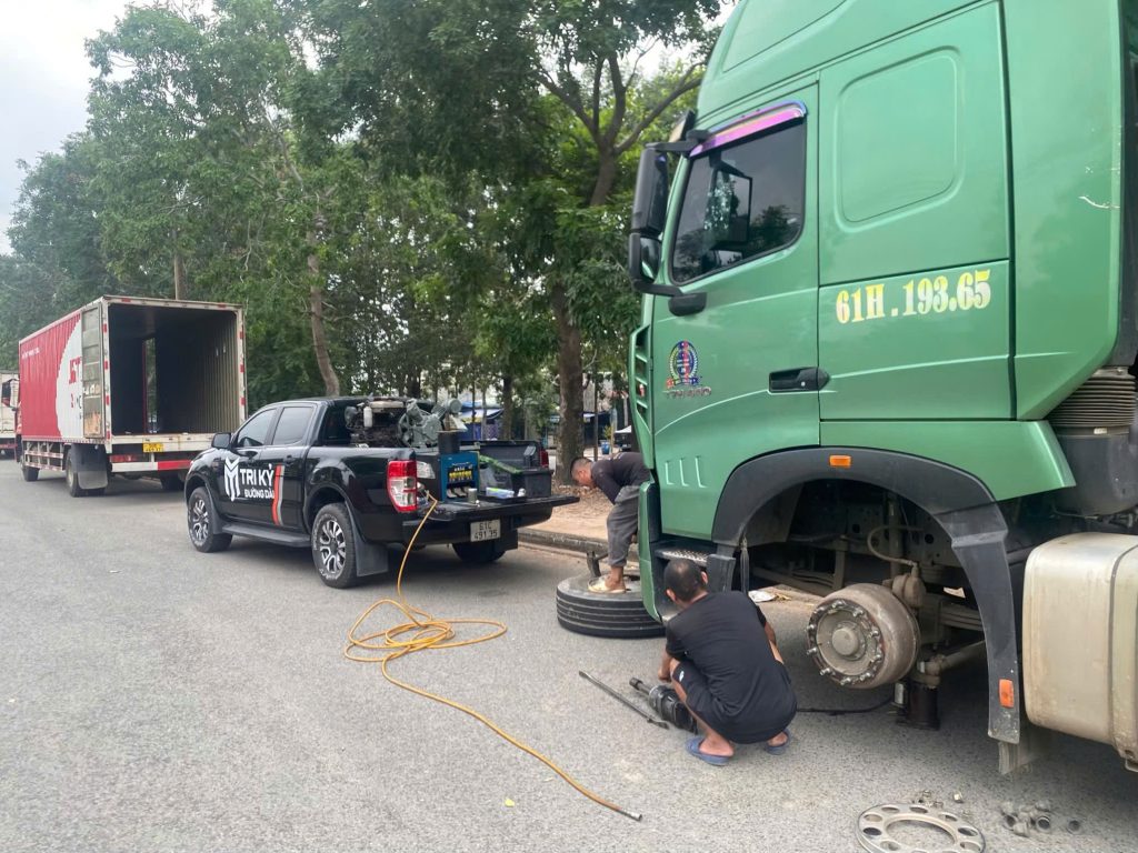 Đại lý thay săm lốp xe ô tô đường Mỹ Phước Tân Vạn